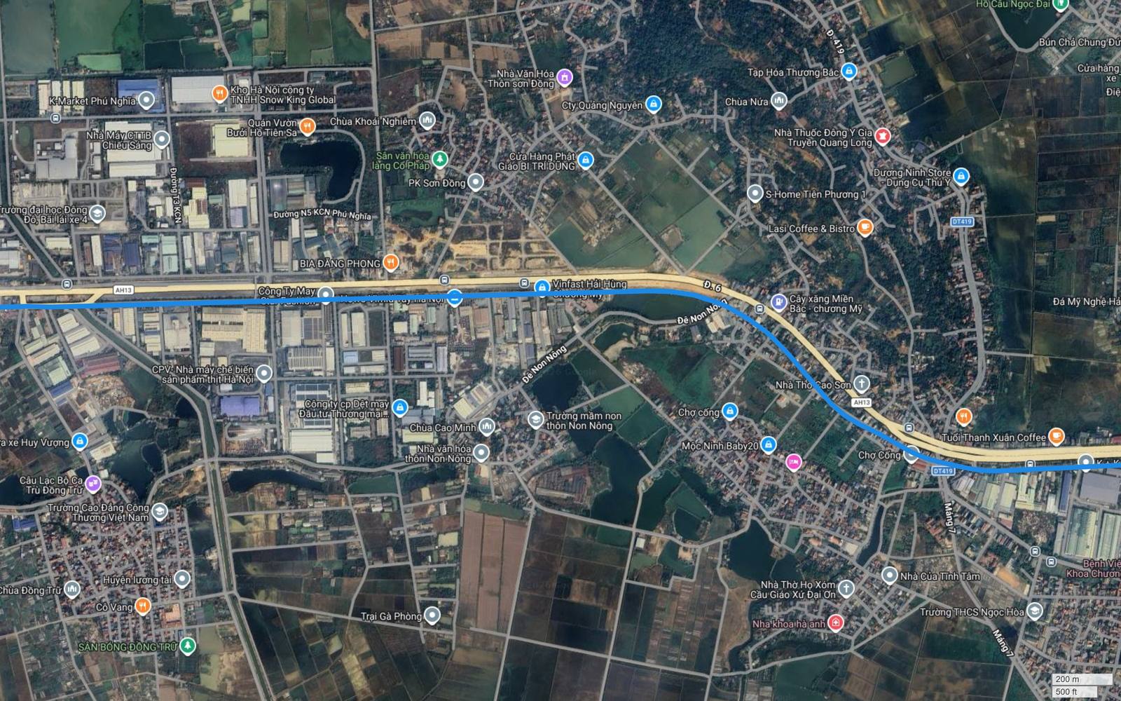 Ảnh vệ tinh khu công nghiệp Phú Nghĩa với các dãy nhà xưởng mái xanh và hành lang metro số 2 chạy sát Quốc lộ 6